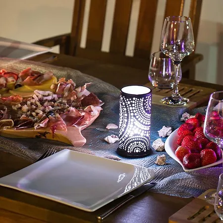 Lanterna - Solin, Split With A Heated Pool *