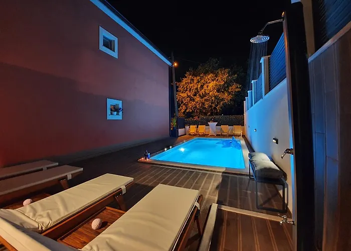 Apartamento Lanterna - Split, With A Heated Pool Solin