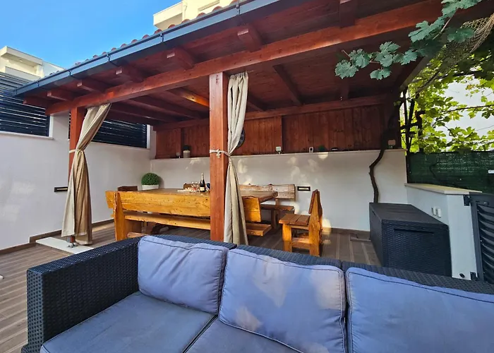 Apartamento Lanterna - Split, With A Heated Pool