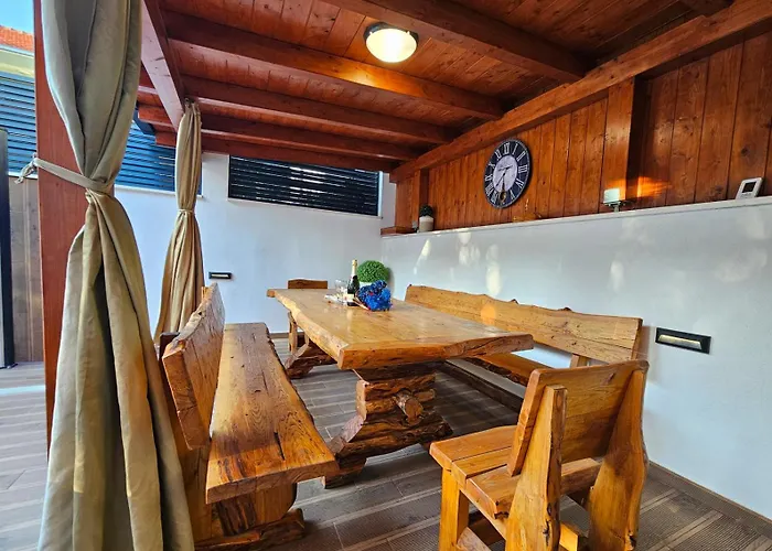 Apartamento Lanterna - Split, With A Heated Pool *