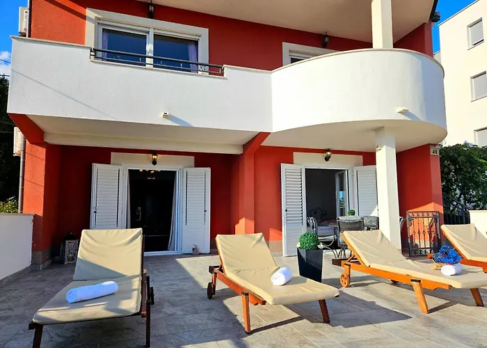 Apartamento Lanterna - Split, With A Heated Pool Solin