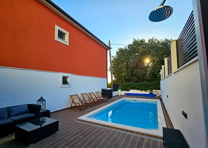 Lanterna - Split, With A Heated Pool