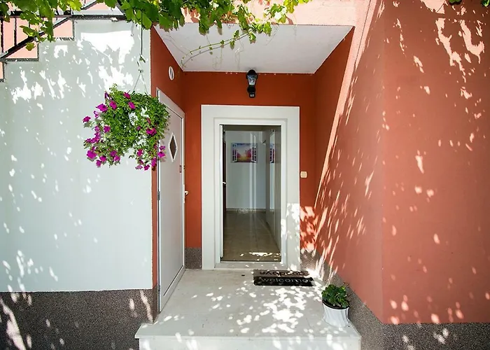 Apartamento Lanterna - Split, With A Heated Pool